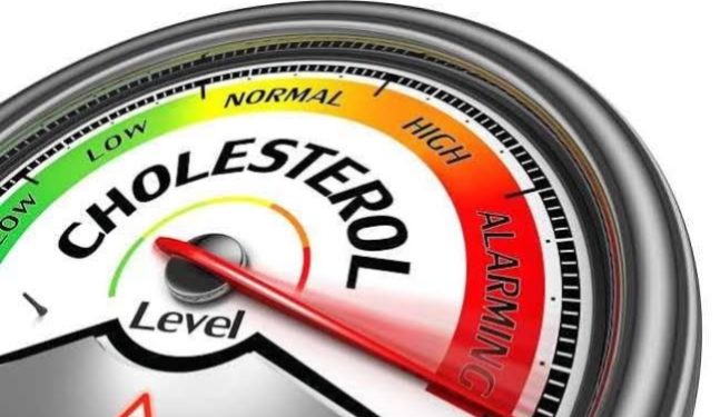 Kolesterol Tinggi? Konsumsi 6 Jus Buah Ini Bisa Jadi Pilihan
