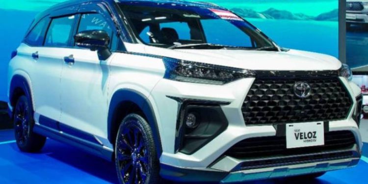 Toyota Veloz Hybrid Semakin Diminati