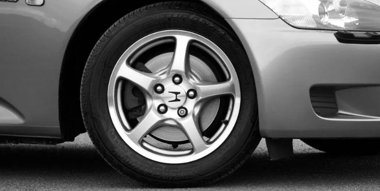 Tips Merawat Ban Mobil