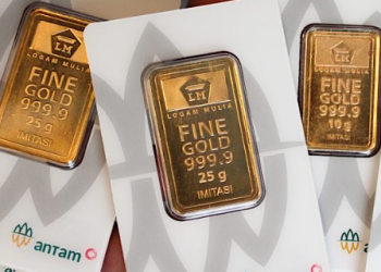 Harga Emas Antam Turun Rp32 Ribu