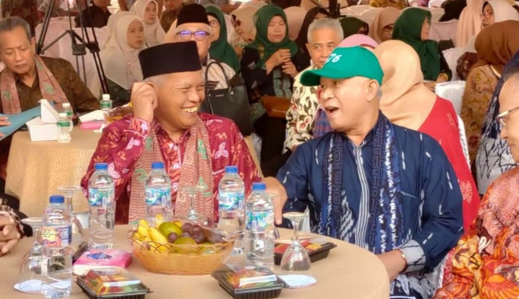 Wawako Azhar Hadiri Reuni Akbar Alumni SMAN 1 Sungai Penuh