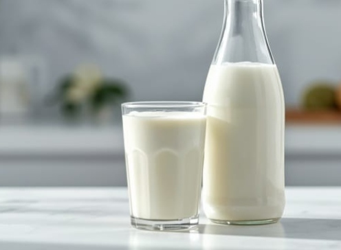 12 Rekomendasi Susu Terbaik untuk Membantu Penuhi Nutrisi