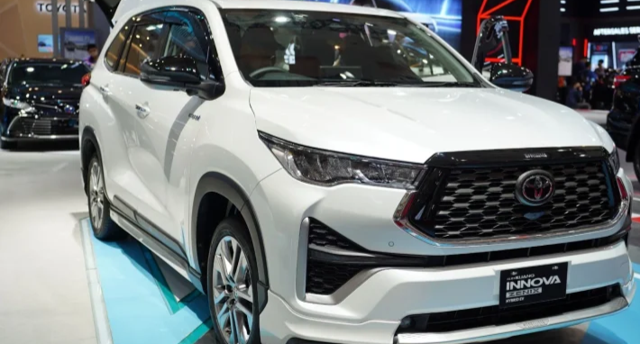 Toyota Siapkan Innova Zenix Facelift