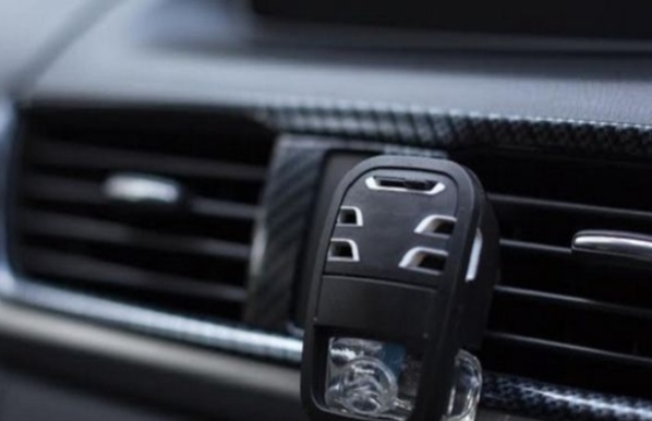 Hati-hati, Gunakan Parfum Mobil Model Jepit