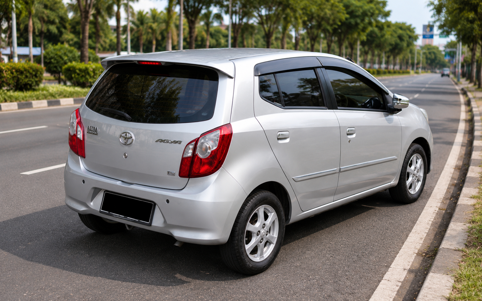 Harga Bekas Toyota Agya 2014 Masih Diburu