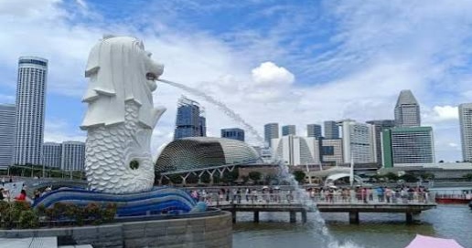 Singapore Teacher Salaries Top IDR 1.4 Billion Annually