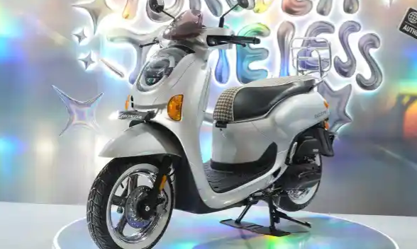 Booth Honda Scoopy Ramaikan Jakarta Sneaker Day 2026