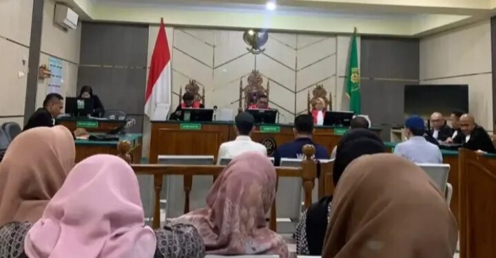 Majelis Hakim Vonis Eks Kepala SMAN 6  1 Tahun 6 Bulan Penjara
