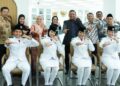 Kemenag Beri Penghargaan kepada Empat Siswa Madrasah dan Santri yang Jadi Paskibraka Nasional 2026