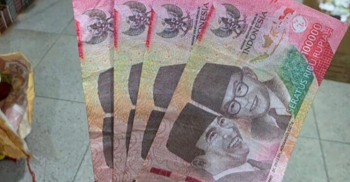 Dugaan Uang Palsu di terima Pemilik Toko