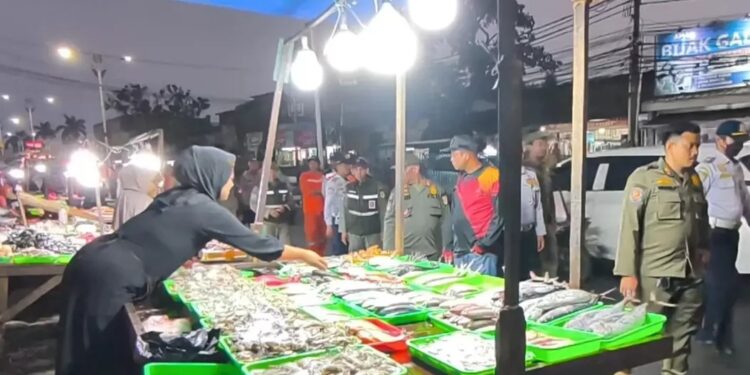 Buntut Pelajar Tewas di Jalan Licin, 193 Pedagang Ikan Kramat Jati Direlokasi