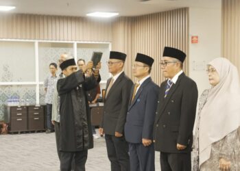 Rektor UNJA Lantik Empat Pejabat Baru, Dorong Kolaborasi dan Akselerasi Kinerja