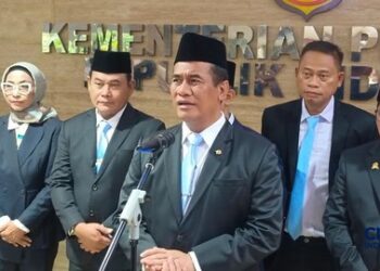 Amran Copot Sementara 14 Pejabat Kementan, Diduga Terlibat Penyimpangan Keuangan