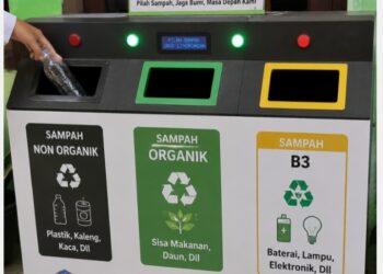 Ada Tong Sampah Pintar di SMPN 13 Kerinci