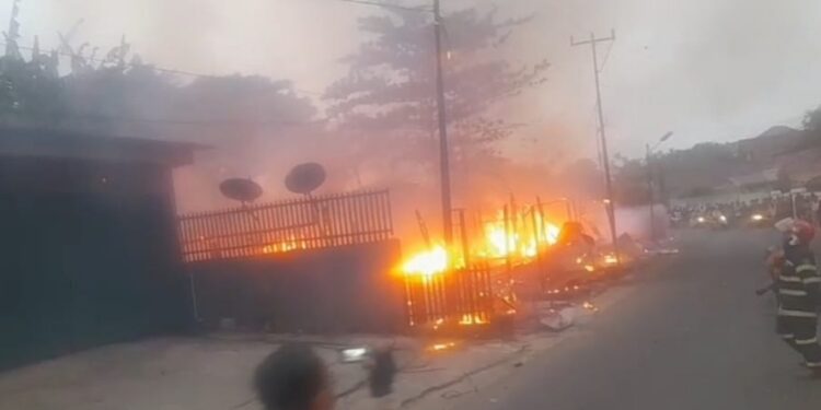 1 Bangunan dan 5 Kios di Talang Banjar Ludes Terbakar