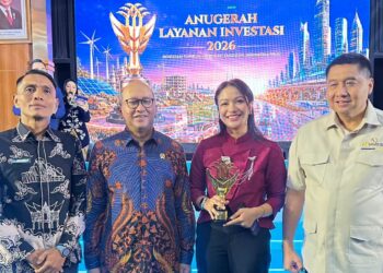 Dharmasraya Raih Terbaik I Anugerah Layanan Investasi 2026