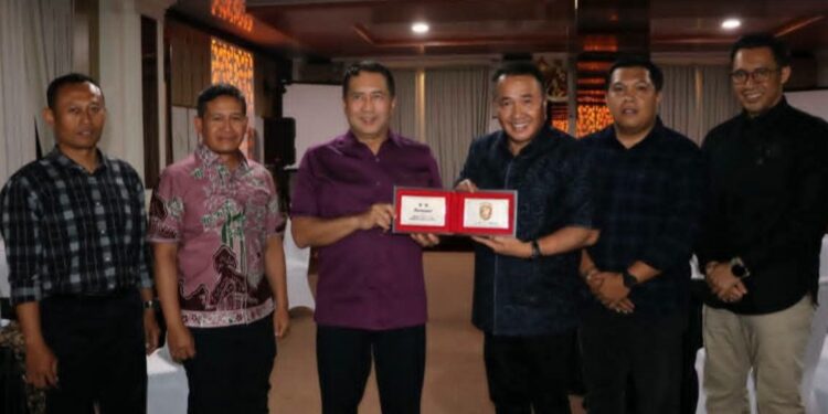 Wako Alfin Hadiri Jamuan Makan Malam Bersama Pangdam XX/TIB