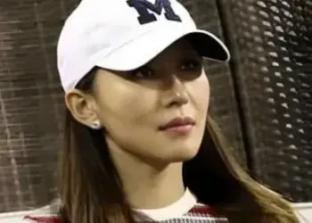 Keren Zhu, Istri Larry Ellison yang Punya Latar Belakang Pendidikan