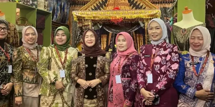 Sri Kartini Alfin Dorong Kerajinan Sungai Penuh Tembus Pasar Nasional