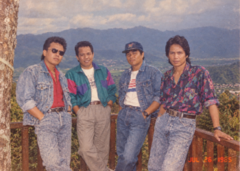 Tren Foto 80-an Viral di Media Sosial