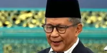 Rocky Gerung Resmi Dilantik Jadi Wantimpres
