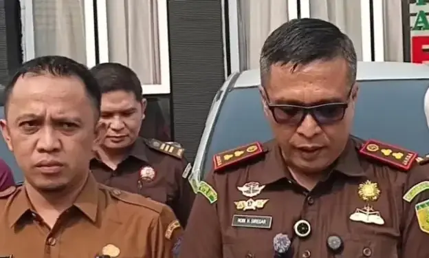 Kejari Bersama BKAD Sungai Penuh Amankan 11 Kendaraan Dinas