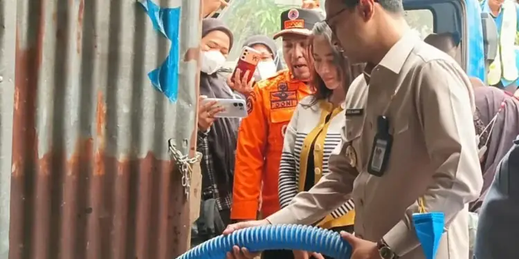 Sumur Kering, Warga Terpaksa Beli Air Hingga Rp70 Ribu