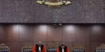 MK Tolak Gugatan Syarat Pendidikan Gibran, DPR Sahkan Dua UU, hingga Perpres Ojol Terbit