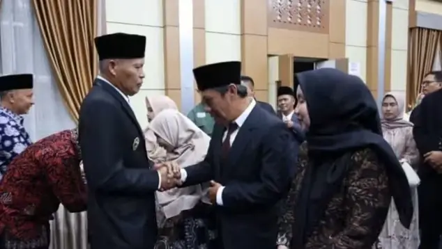 38 Kepala Sekolah SD dan SMP di Sungai Penuh dilantik