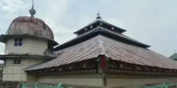 Masjid Keramat Pulau Tengah Kerinci