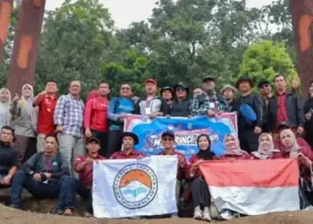 Bupati Bersama 28 Pemuda Tangguh Akan Taklukkan Gunung Kerinci