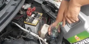Tips Menggantikan Air Radiator dengan Aman