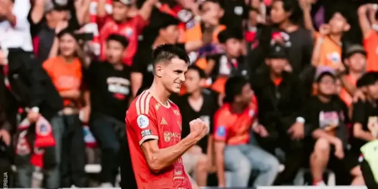 Persija Cetak Kemenangan 2-0 atas Arema FC