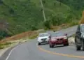 Sering Setengah Kopling Bawa Mobil di Tanjakan