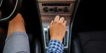 3 Hal Sepele Sering Merusak Transmisi Mobil Matik