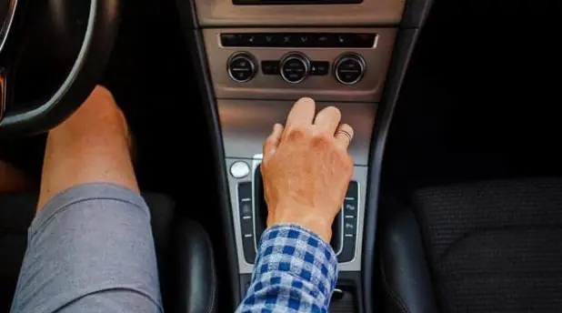 3 Hal Sepele Sering Merusak Transmisi Mobil Matik